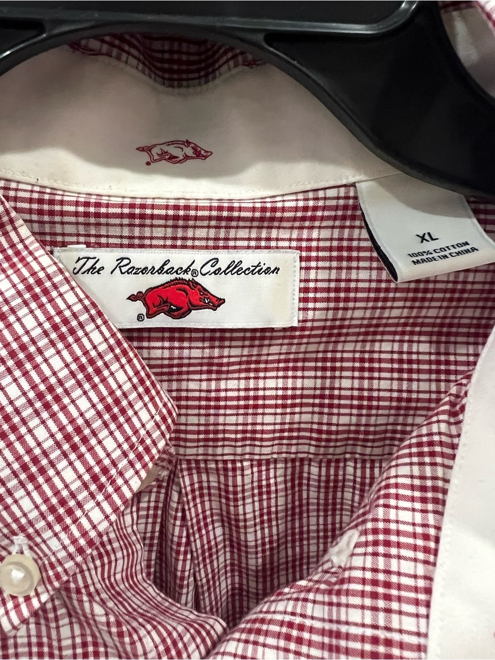 The Razorback Collection Men’s Arkansas Razorbacks Embroidered Plaid Button Down - Picture 4 of 5